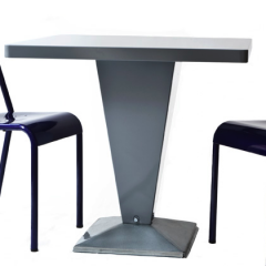 'Kub' Table crafted by Xavier Pauchard
